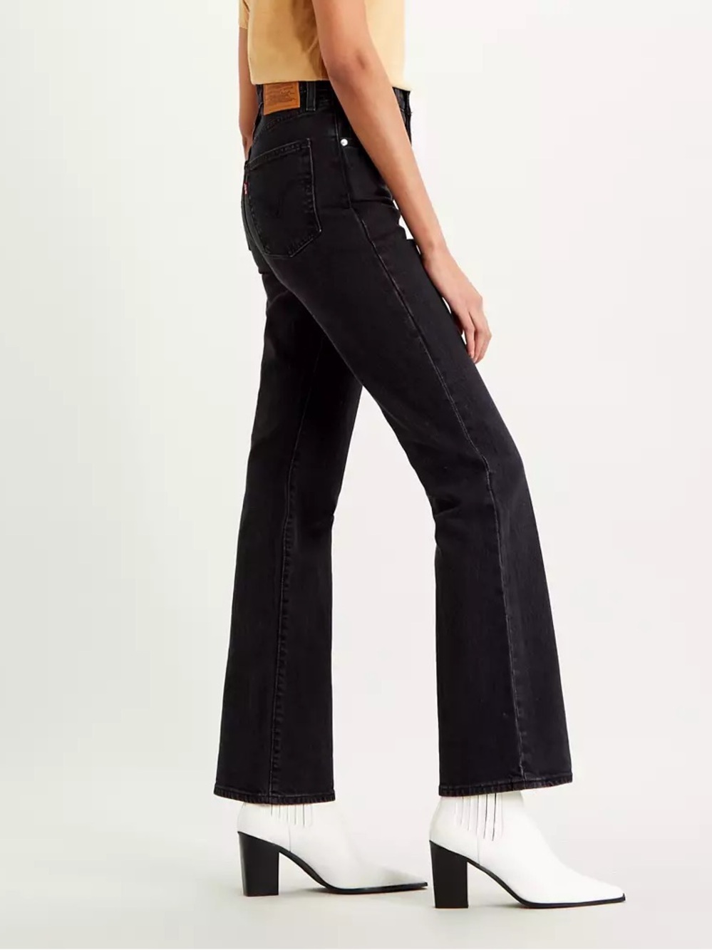 Levi’s Ribcage Bootcut Jeans - Picture 8 of 9